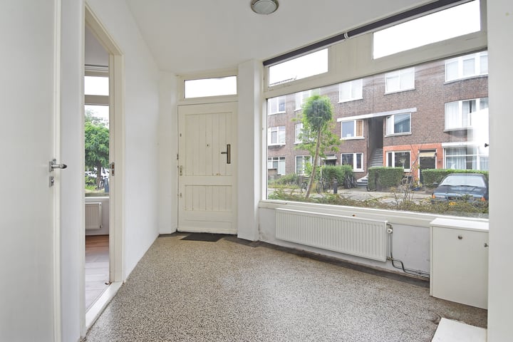 Bekijk foto 4 van van Naeltwijckstraat 86