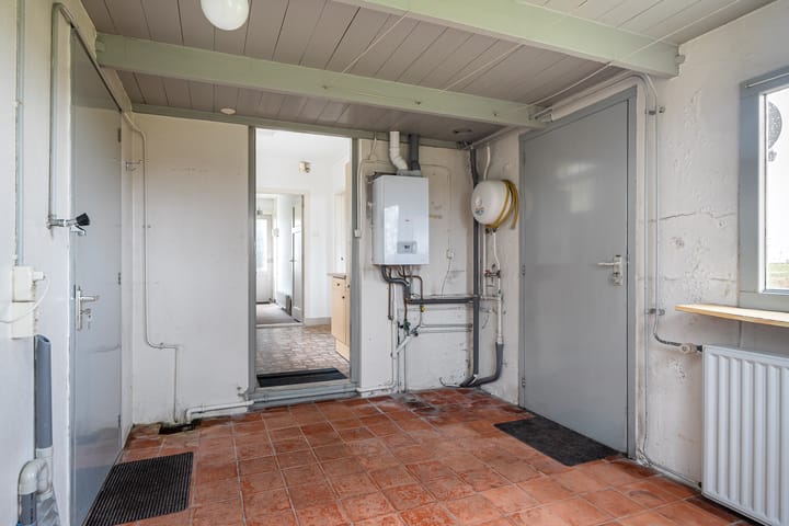 Photo 37 of Lange Leane 8