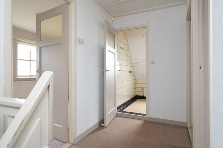 Photo 41 of Lange Leane 8