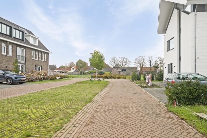 Foto 33 van Den Eik 34