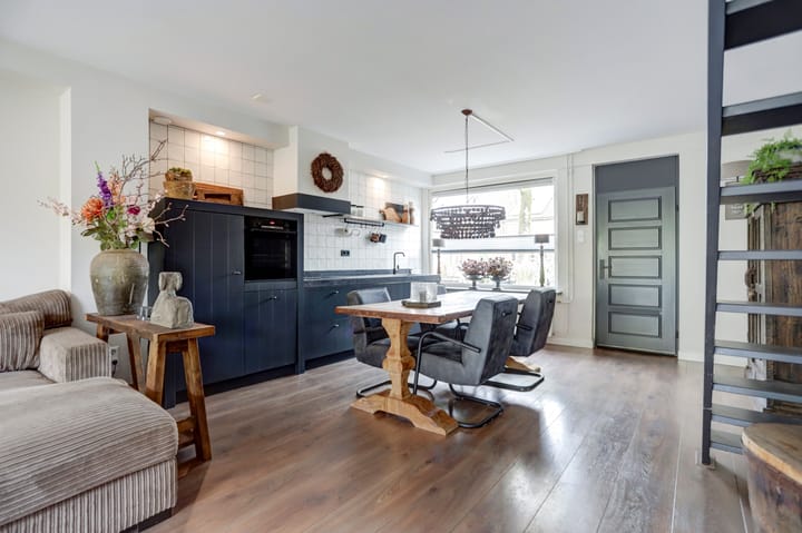 Photo 6 of Voorberghlaan 9