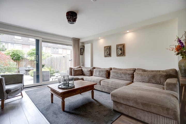 Photo 13 of Voorberghlaan 9