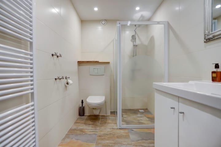 Photo 20 of Voorberghlaan 9