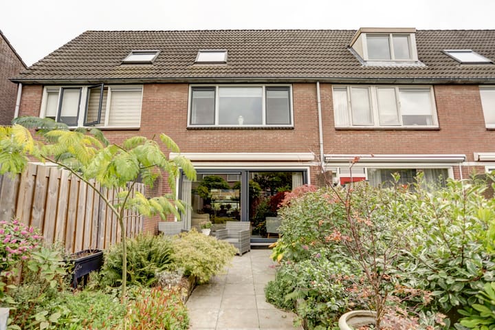 Photo 27 of Voorberghlaan 9