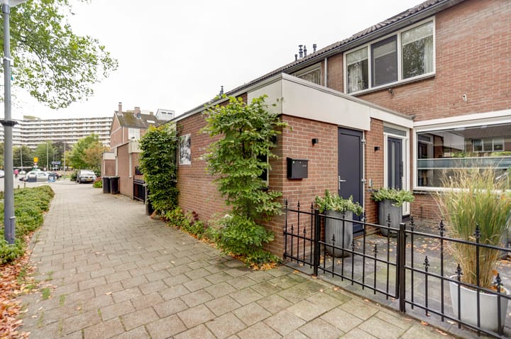 Photo 32 of Voorberghlaan 9