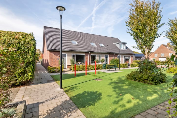 Foto 13 van Lentehof 22