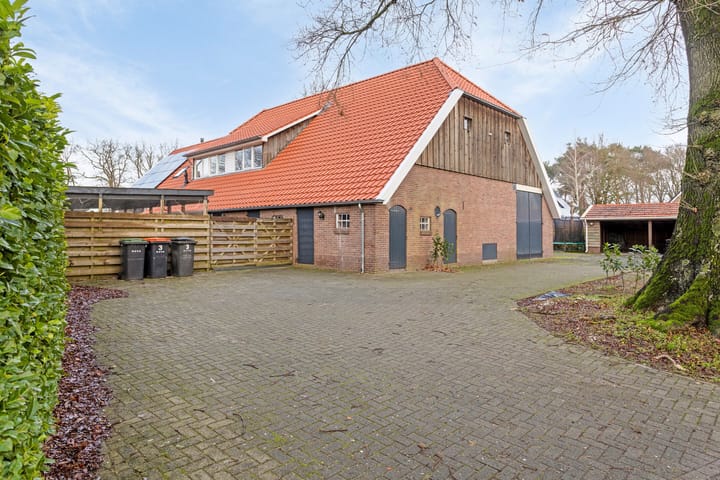 Foto 48 van Hardenbergerweg 3