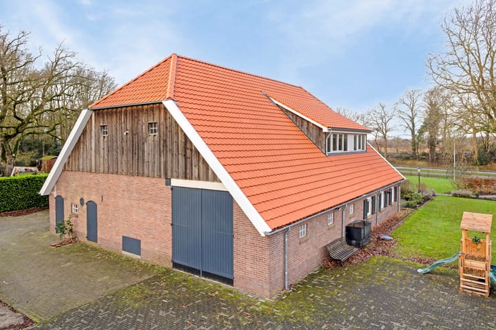 Foto 49 van Hardenbergerweg 3