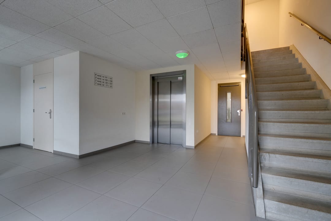 Photo 8 of Vredelaan 137