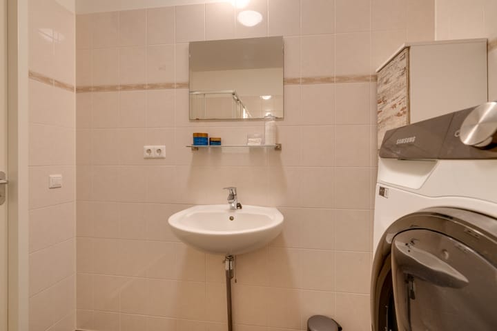 Foto 30 van Vredelaan 137