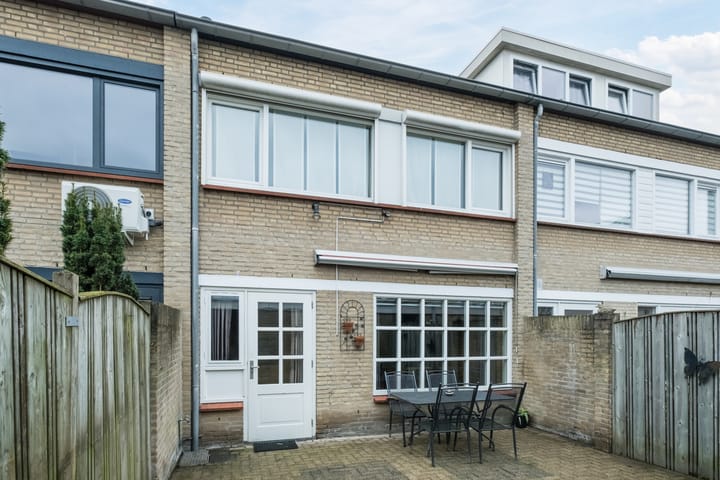 Foto 32 van Valstraat 48