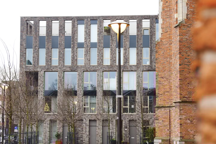 Foto 1 van Kerkplein 18