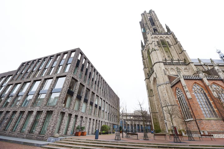 Foto 3 van Kerkplein 18