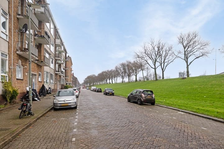 Foto 1 van Rotterdamsedijk 4-D