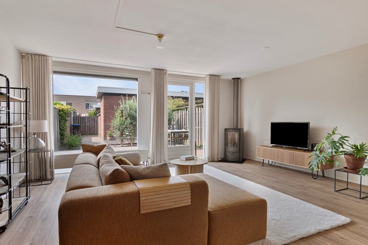 Foto 13 van Oegstgeeststraat 75