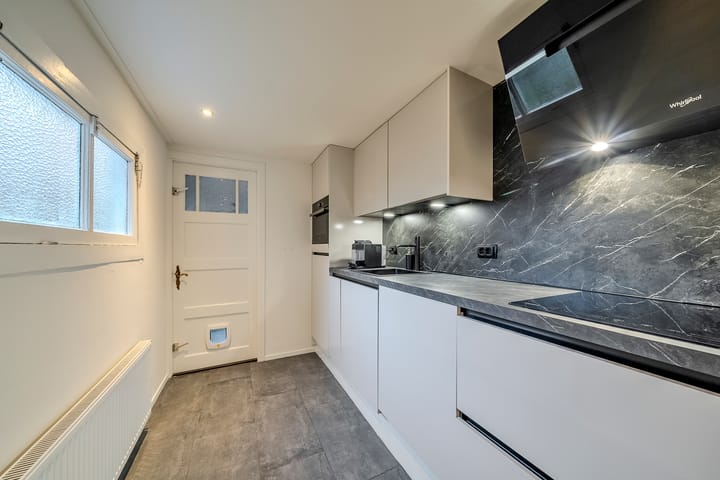 Foto 18 van Houthavenstraat 28