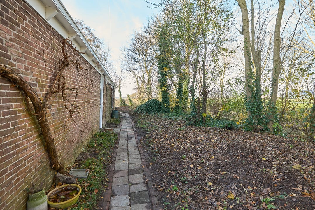 Foto 76 van Middenweg 30