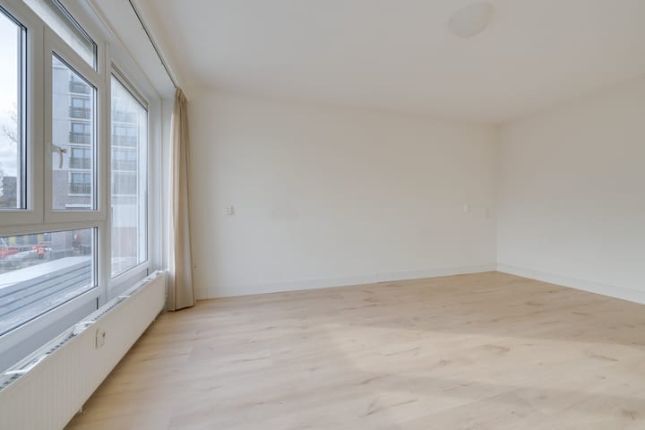 Foto 20 van Postjesweg 427