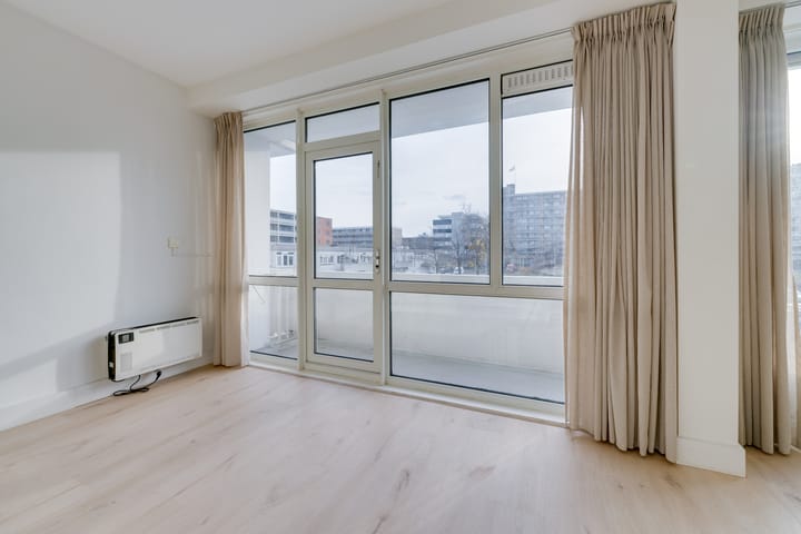 Foto 28 van Postjesweg 427