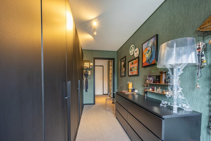 Photo 40 of Sir Winston Churchillln 899