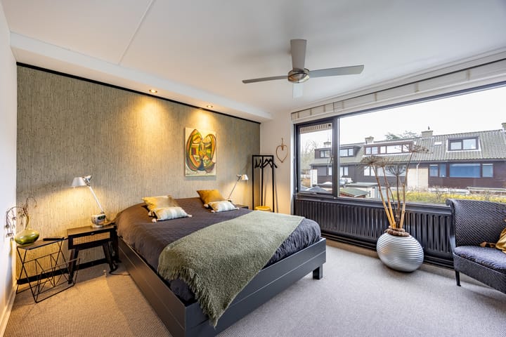 Photo 41 of Sir Winston Churchillln 899