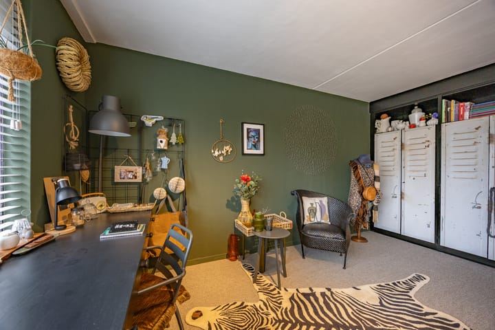 Photo 46 of Sir Winston Churchillln 899