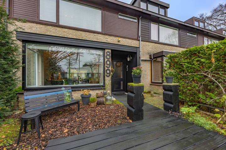 Photo 59 of Sir Winston Churchillln 899