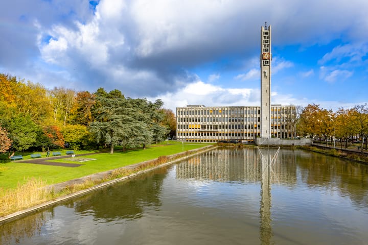 Photo 67 of Sir Winston Churchillln 899