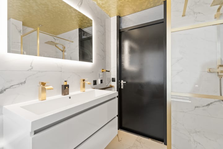 Foto 23 van Marga Klompélaan 281