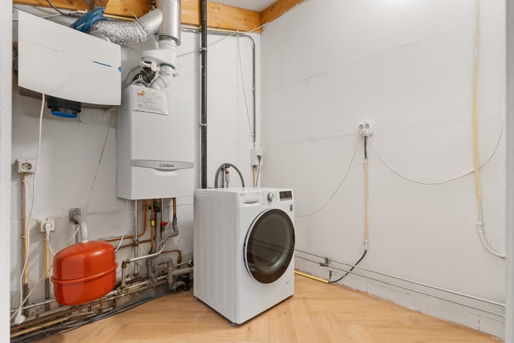 Foto 30 van Marga Klompélaan 281