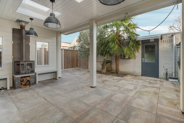 Foto 33 van Marga Klompélaan 281