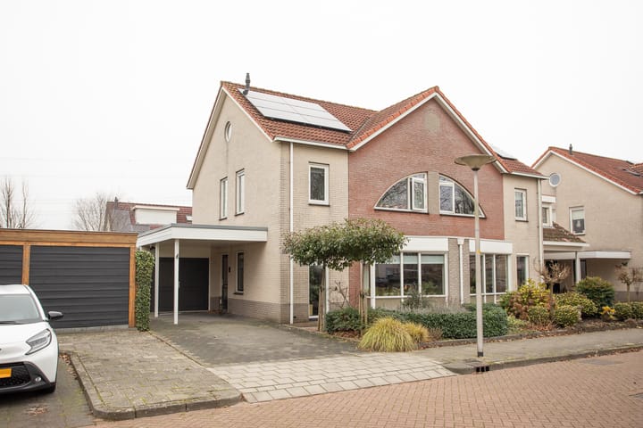 Foto 1 van Dorpsbleek 32