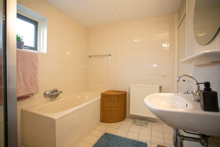 Foto 33 van Dorpsbleek 32