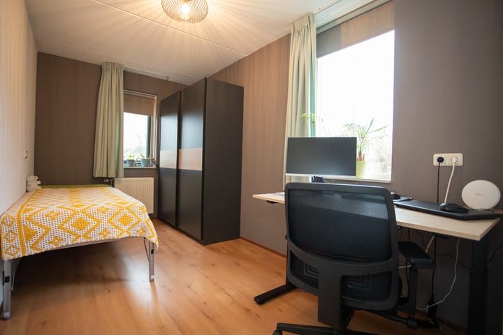 Foto 35 van Dorpsbleek 32