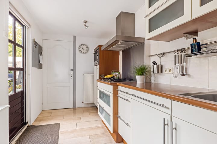 Foto 10 van de Ruyterweg 5