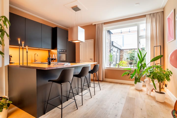 Foto 1 van Zwijndrechtsestraat 12