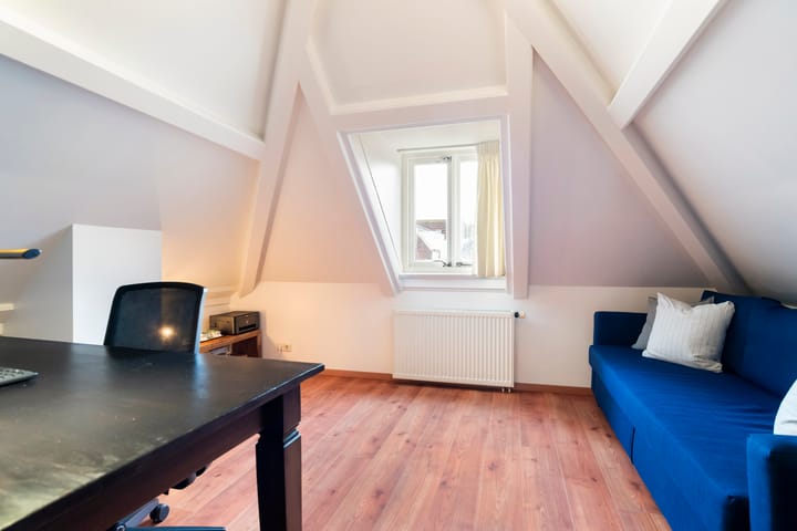 Foto 16 van Zwijndrechtsestraat 12