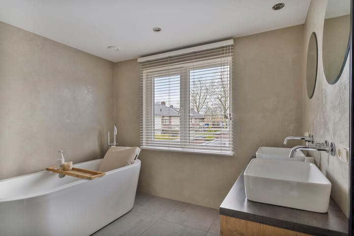 Foto 18 van Ringlaan 8