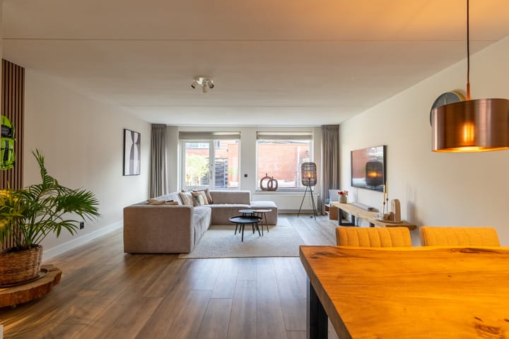 Foto 3 van Israelsstraat 2