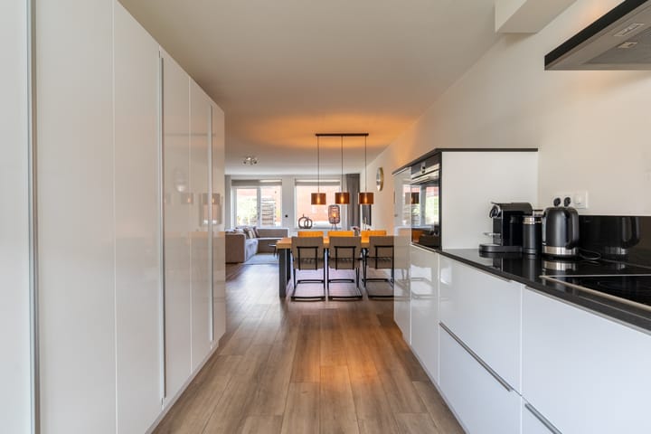 Foto 12 van Israelsstraat 2