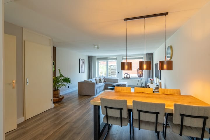 Foto 13 van Israelsstraat 2