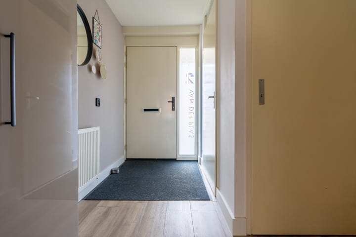 Foto 14 van Israelsstraat 2