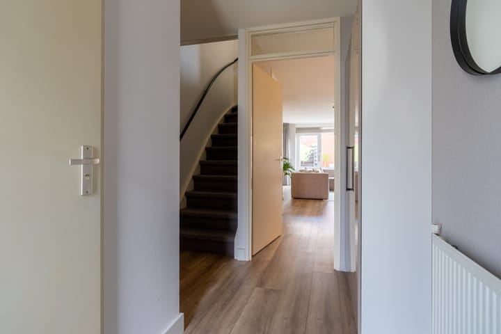 Foto 16 van Israelsstraat 2