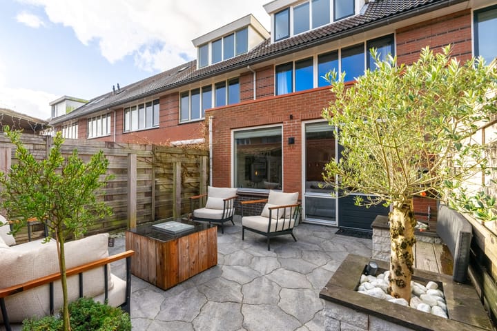 Foto 33 van Israelsstraat 2