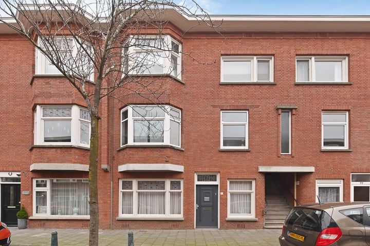 View photo of Reinwardtstraat 85