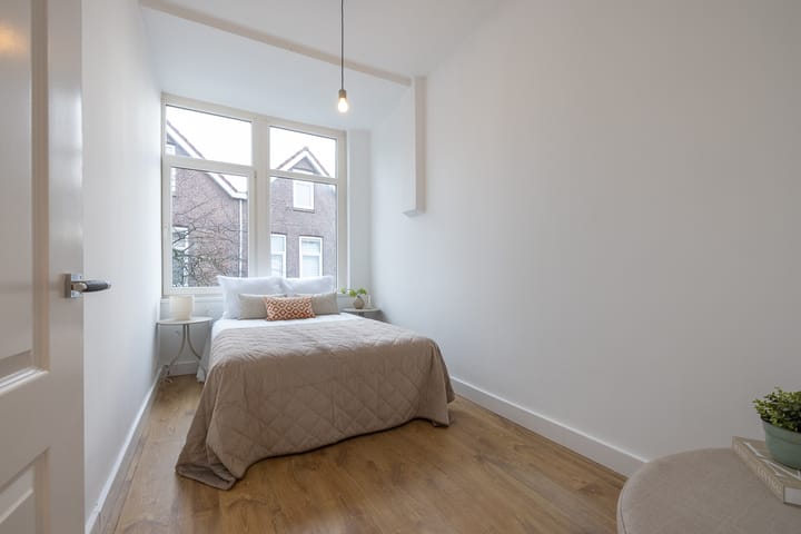 Foto 18 van Ooievaarstraat 72-B