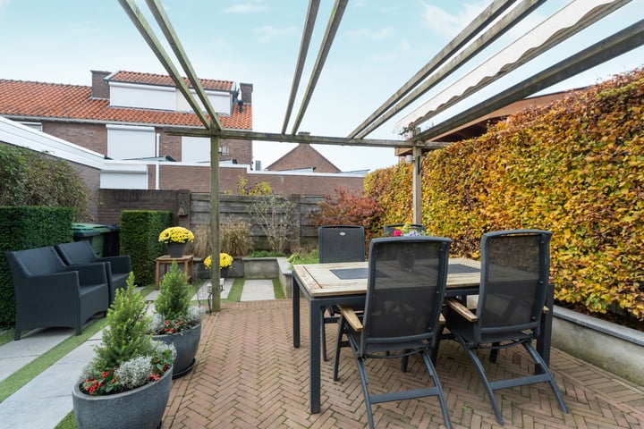 View photo 47 of Schoolstraat 24