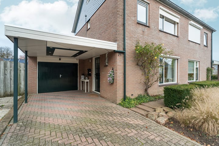 Foto 49 van Schoolstraat 24