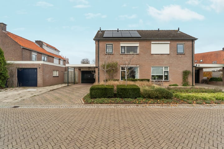 View photo 51 of Schoolstraat 24