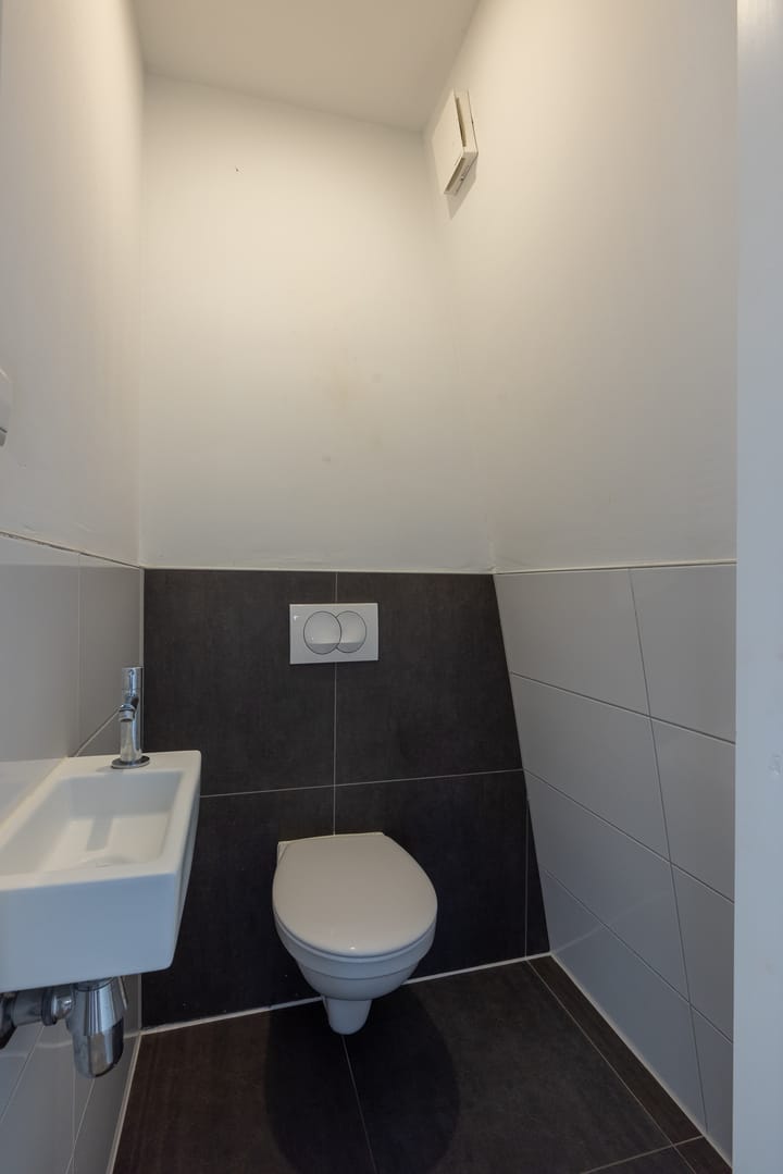 Foto 35 van Ooievaarstraat 72-B